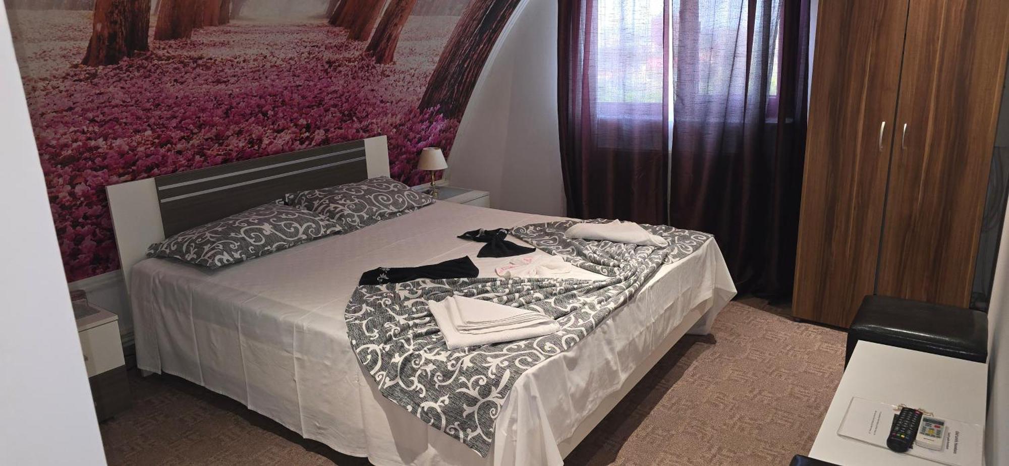 Hotel Hobby Hunedoara Esterno foto